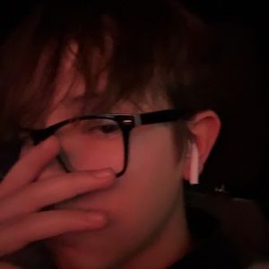 Meet your Posher, Comrade_doge101